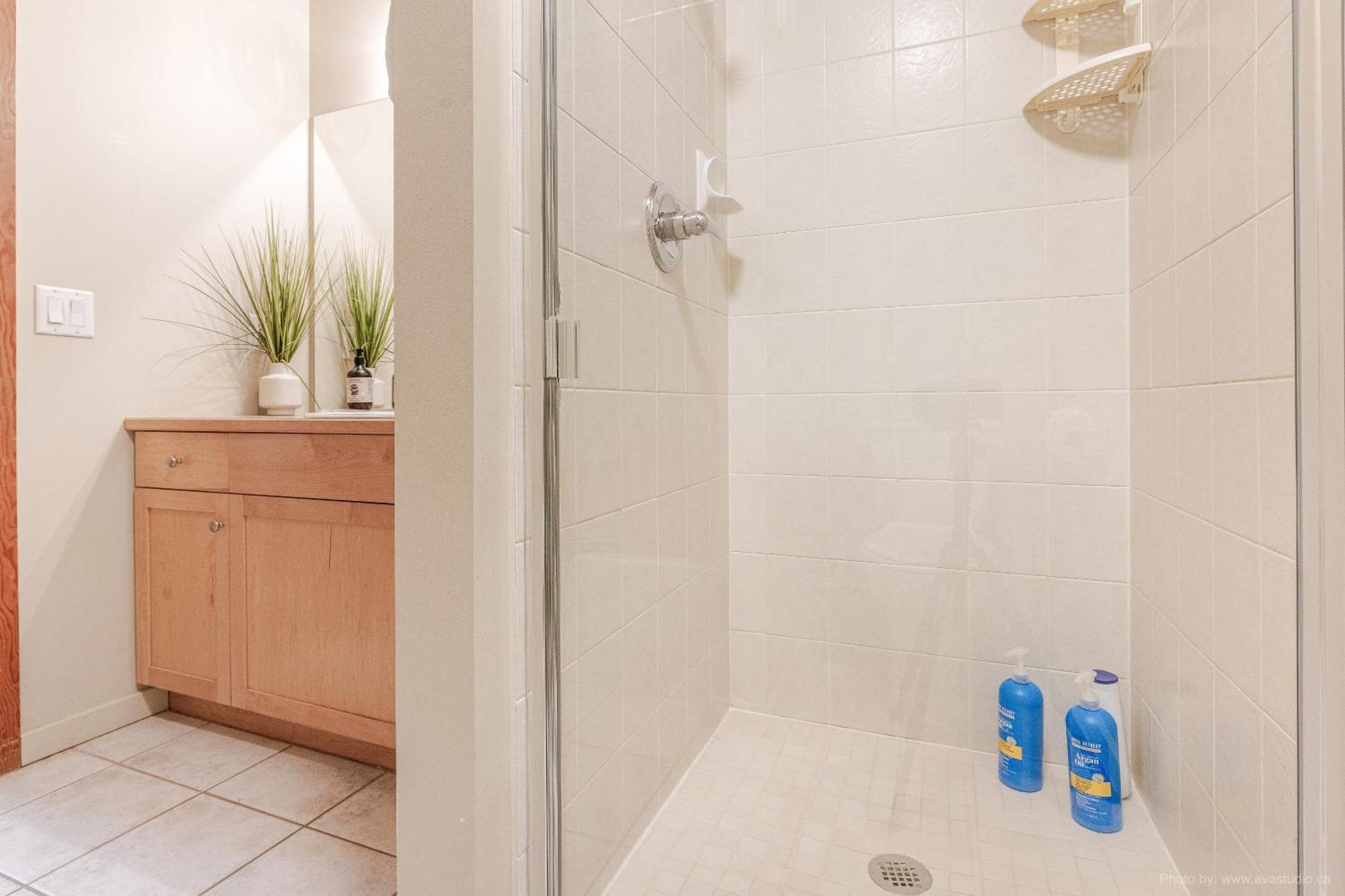 Lovely Mountain View 2 Bedroom Suite Canmore Ngoại thất bức ảnh