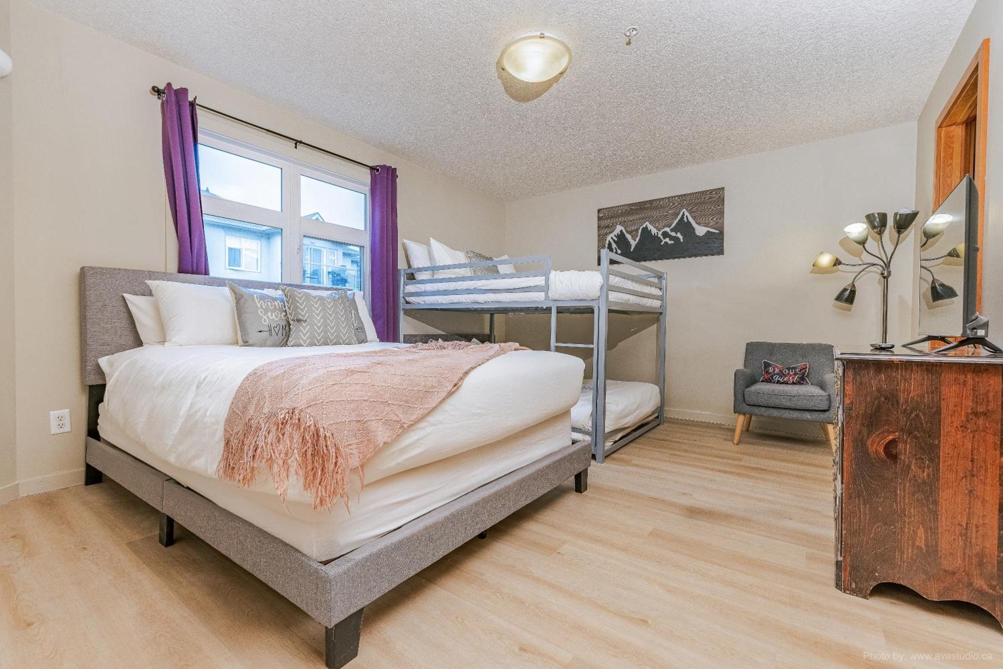 Lovely Mountain View 2 Bedroom Suite Canmore Ngoại thất bức ảnh